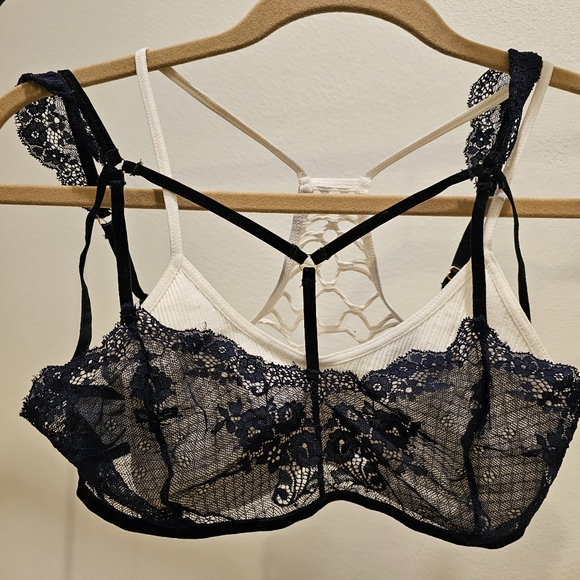 VS bralette - Picture 6 of 12